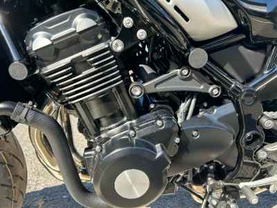 Kawasaki Z900RS 2025