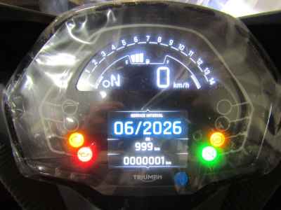 Triumph Daytona 660 2025