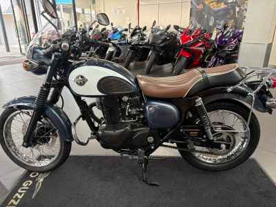 Kawasaki Estrella RS 2017