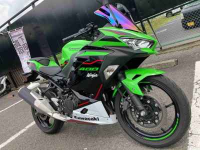 Kawasaki Ninja 400 KRT Edition 2021