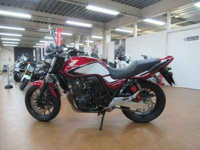 Honda CB400SF 2023