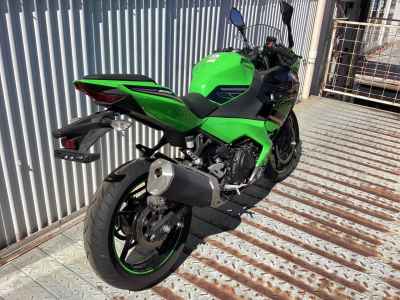 Kawasaki Ninja 400 KRT Edition 2020