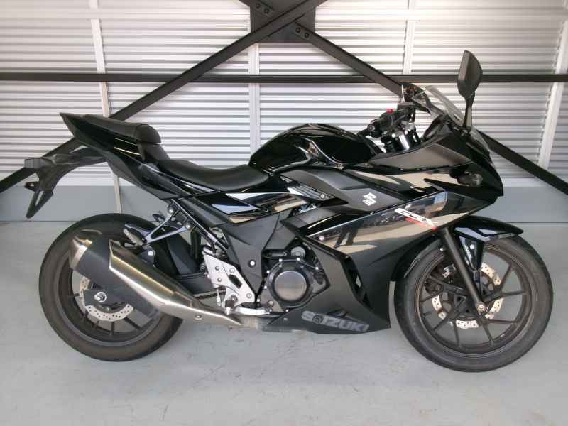 Suzuki GSX250R