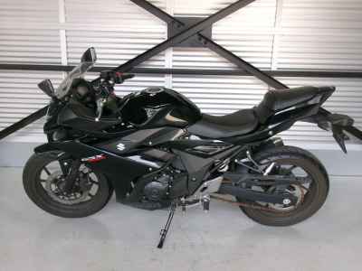 Suzuki GSX250R