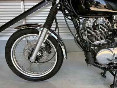 Yamaha SR400 2020
