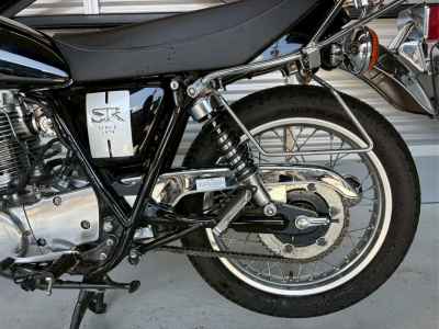 Yamaha SR400 2020