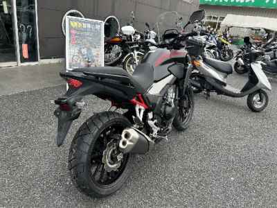 Honda CB400X 2022