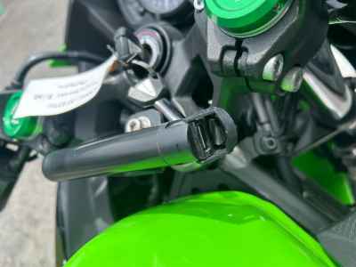 Kawasaki Ninja 400 KRT Edition 2022
