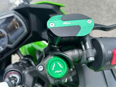 Kawasaki Ninja 400 KRT Edition 2022