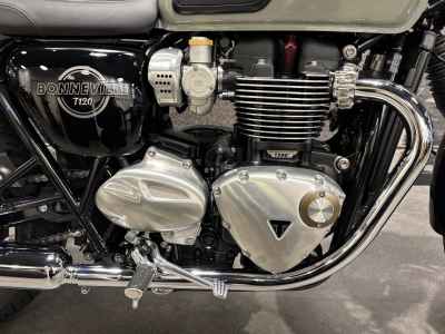 Triumph Bonneville T120 2026