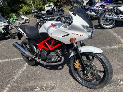 Honda VTR250F 2013