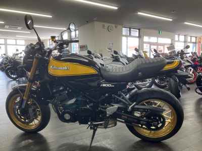 Kawasaki Z900RS 2023