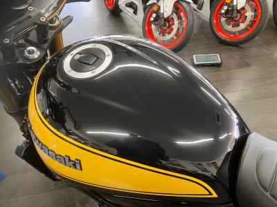 Kawasaki Z900RS 2023