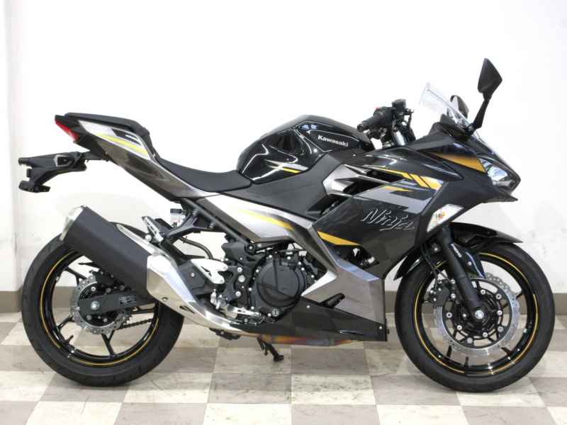 Kawasaki Ninja 400 2024