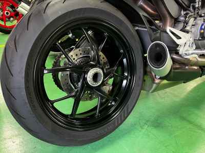 Ducati Streetfighter V2 2022