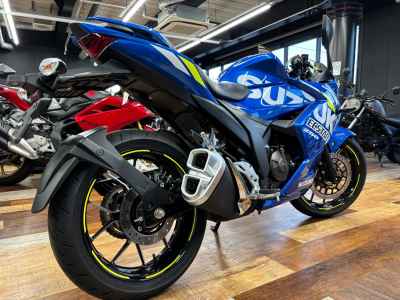 Suzuki Gixxer 250SF