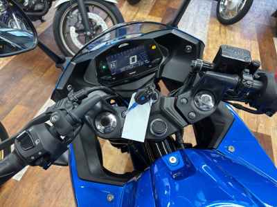 Suzuki Gixxer 250SF