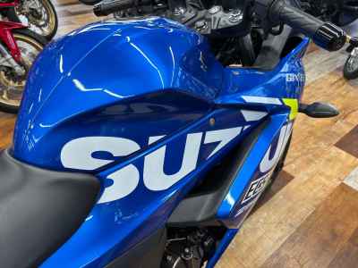 Suzuki Gixxer 250SF