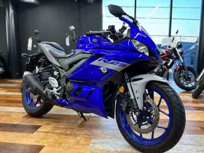 Yamaha YZF-R25 2020