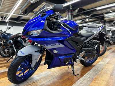Yamaha YZF-R25 2020