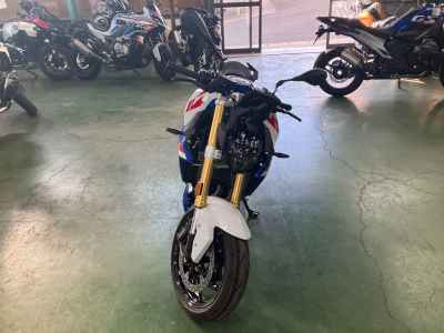 BMW F900R 2025