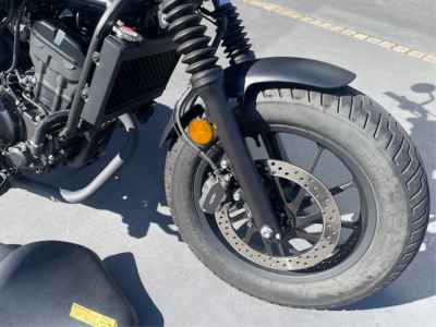 Honda XJR400 2023
