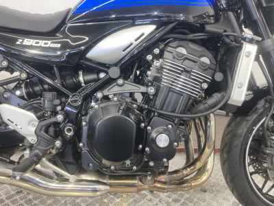 Kawasaki Z900RS 2024