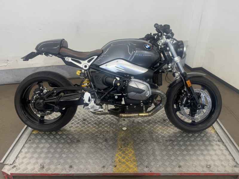 BMW R nineT 2021