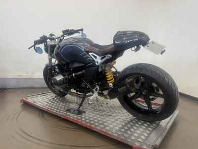 BMW R nineT 2021