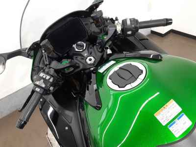 Kawasaki Ninja H2 SX 2023