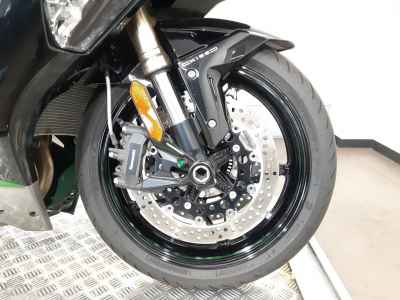 Kawasaki Ninja H2 SX 2023