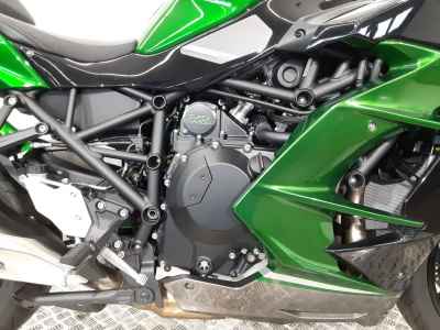 Kawasaki Ninja H2 SX 2023