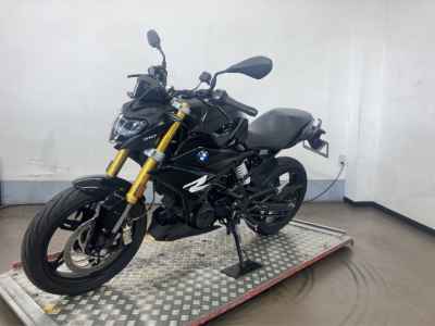 BMW G310R 2023