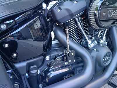 Harley-Davidson Heritage FLHCS1870 2023