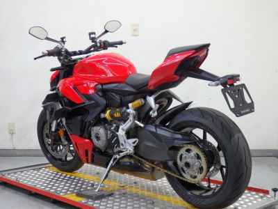 Ducati Streetfighter V2 2022