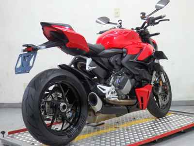 Ducati Streetfighter V2 2022
