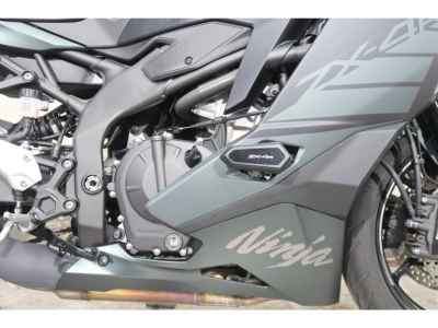 Kawasaki Ninja ZX-4R SE 2025