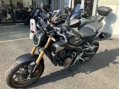 Honda CBR650R E-Clutch 2025