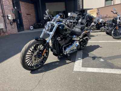 Harley-Davidson Breakout FXBR1920 2026
