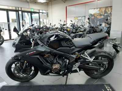 Honda CBR650R 2022