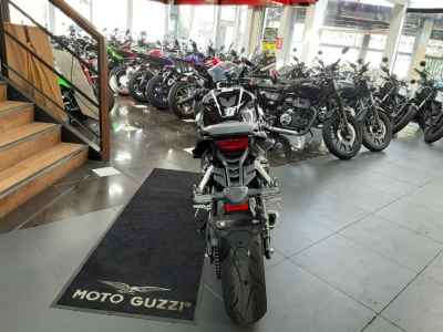 Honda CBR650R 2022
