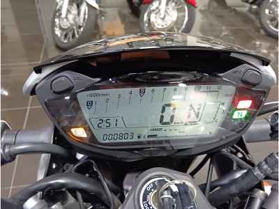 Suzuki SV650S 2023