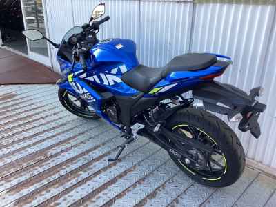 Suzuki Gixxer 250SF