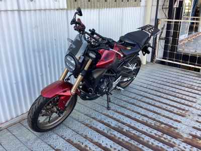 Honda CB250R