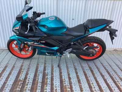 Yamaha YZF-R25 2021