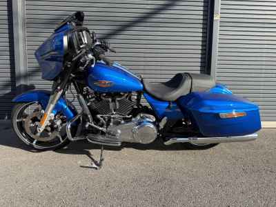 Harley-Davidson Street Glide FLHX1580 2025