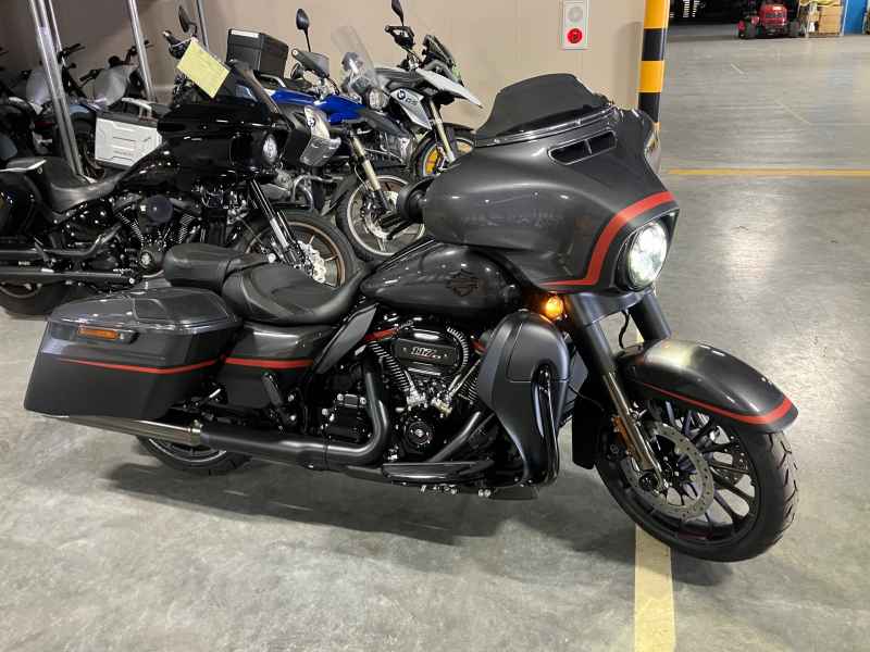Harley-Davidson Street Glide FLHXSE1800 2018