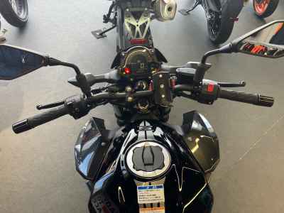 Kawasaki Z400 2025