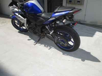 Yamaha YZF-R25 2015