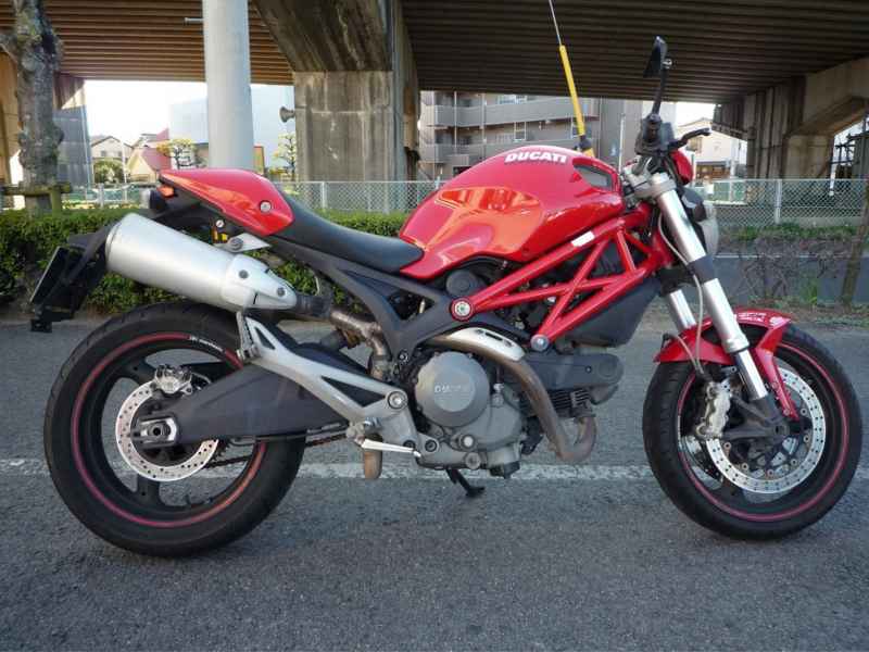 Ducati Monster 696 2009